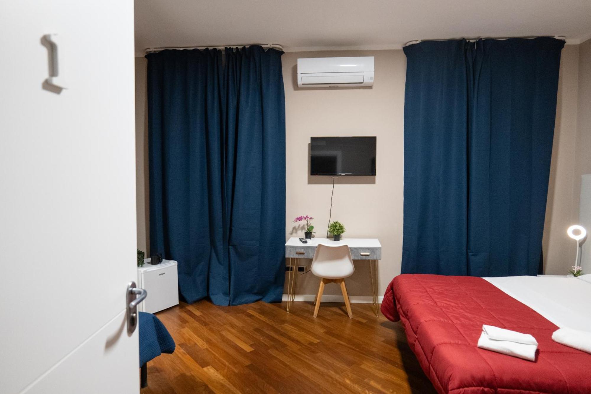 Hotel Dalmazia 33 Salerno Esterno foto
